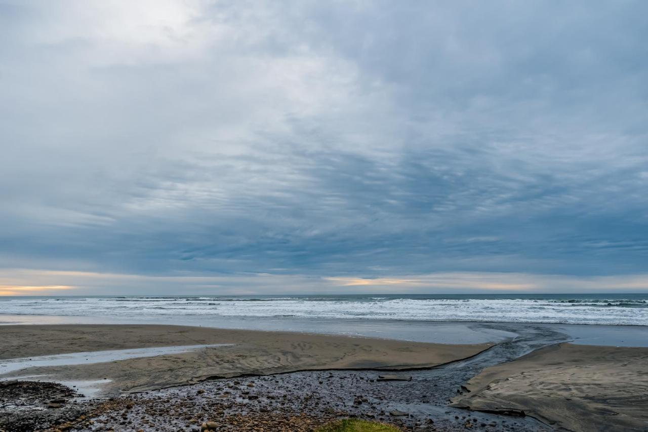 Alicia'S Beach House Holiday Beach Экстерьер фото
